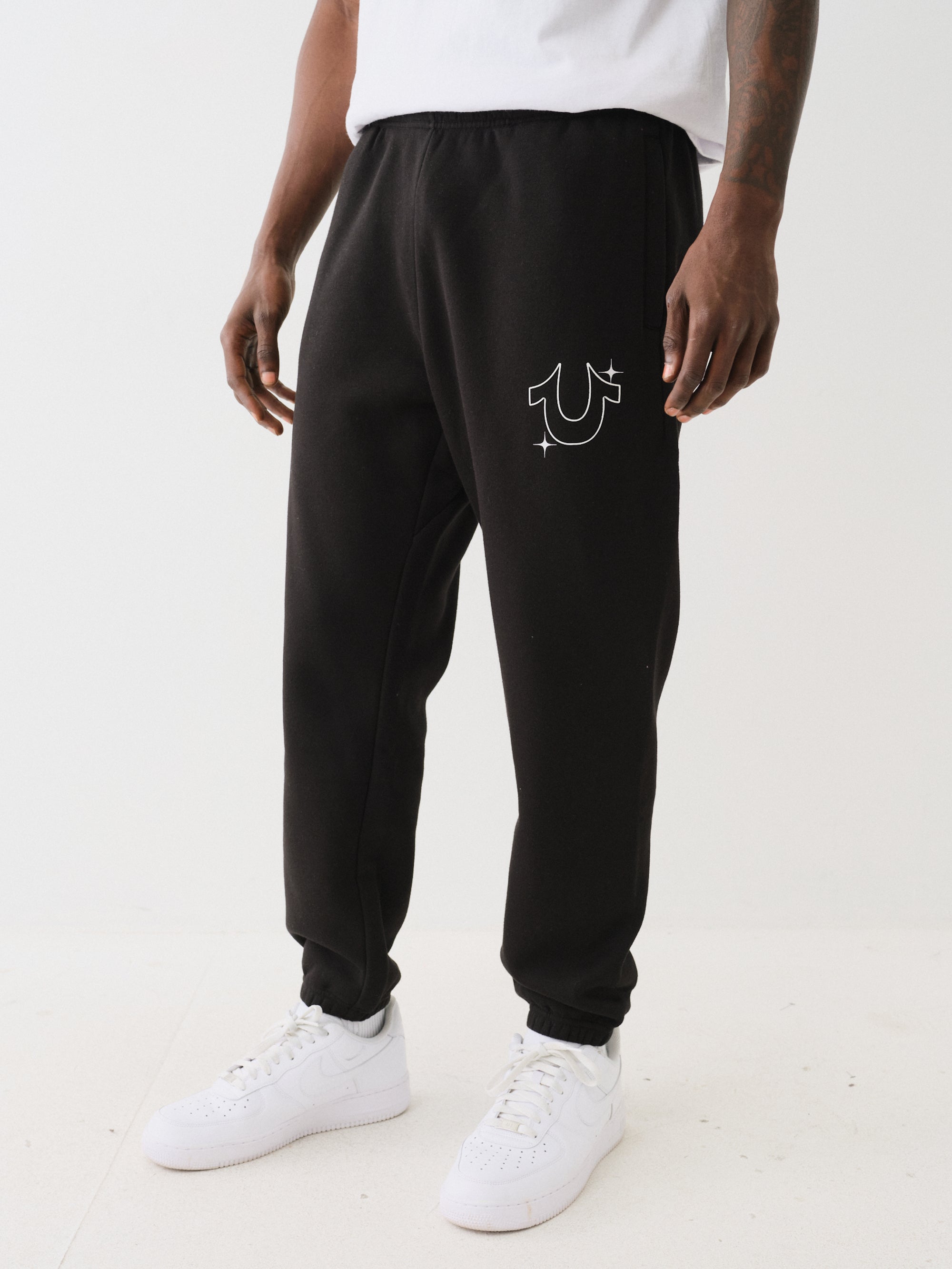 TRUE RELIGION Men s Buddha Horseshoe Star Jogger Set ICON